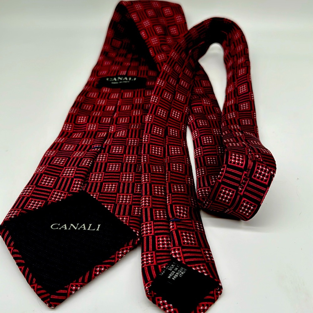 Canali 100% silk tie. Made in Italy